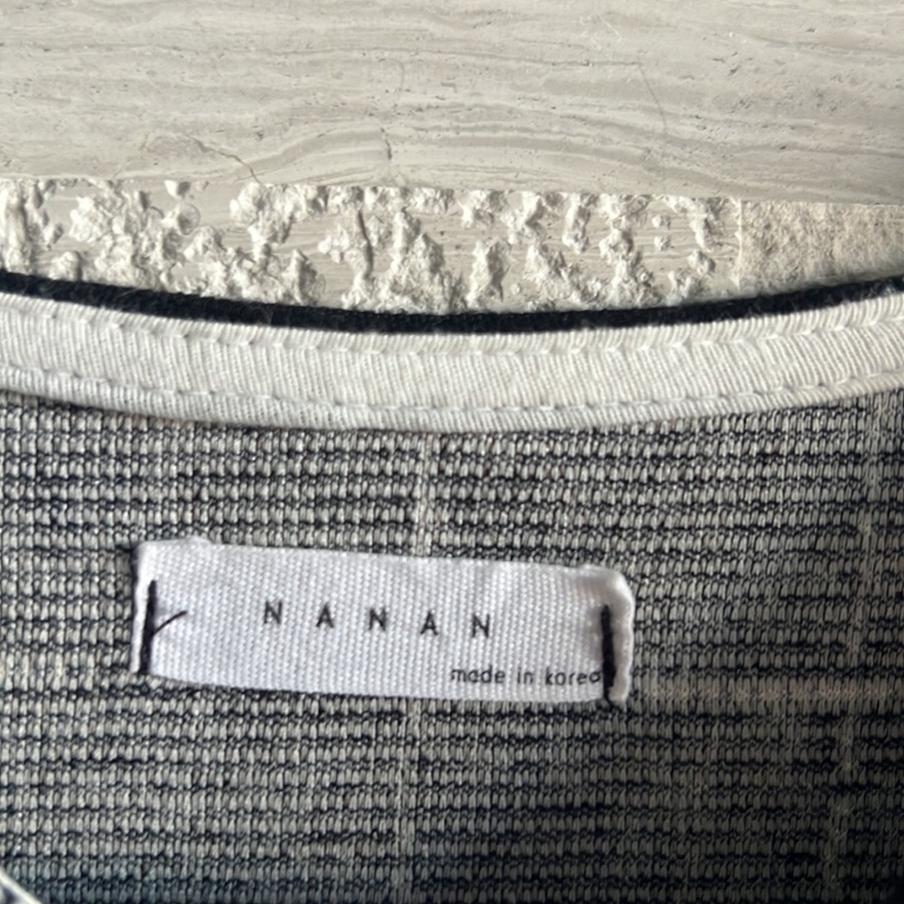 Black Cropped Top - image 2